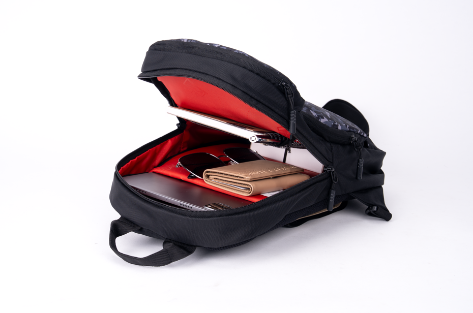 Minty Crossbody Sling Bag 8L (Black)