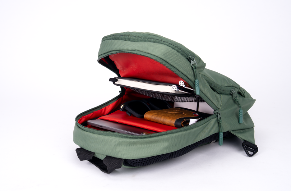 Minty Crossbody sling bag 8L (Green)