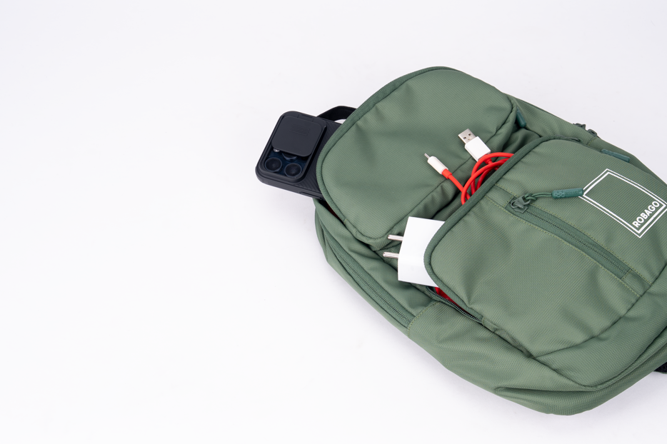 Multiple Zippered Pockets